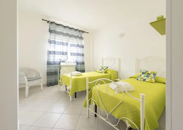 Evergreen House Дом отдыха Отранто